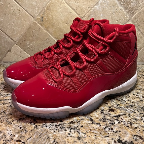 Jordan 11 “Win Like 96” - Picture 4 of 7
